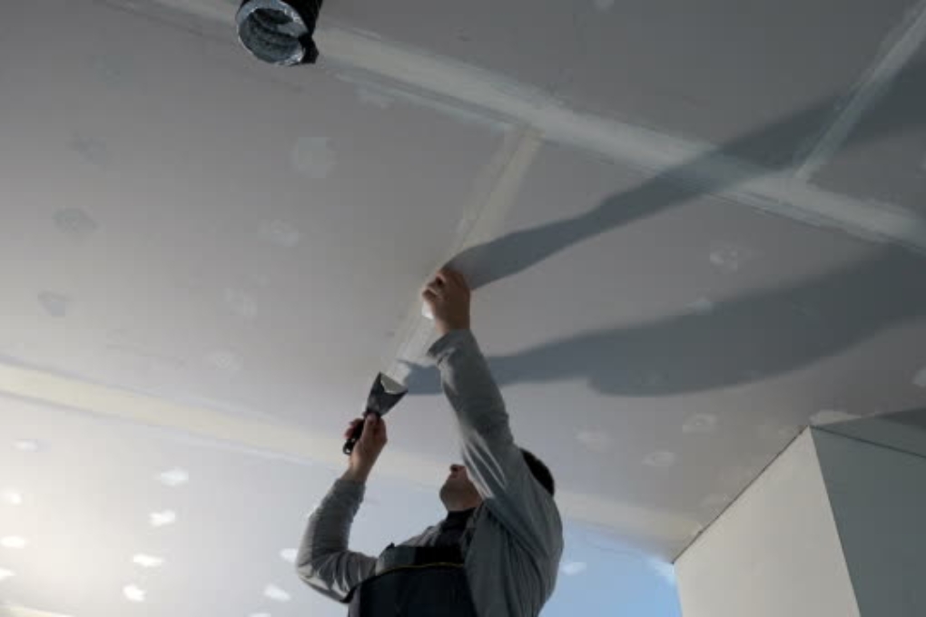 Applying the Ceiling Finish
